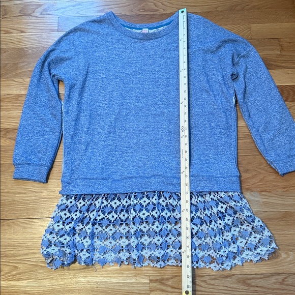 Free people beach Blue tunic Sweater with Lace Hem size M/L - Picture 4 of 11